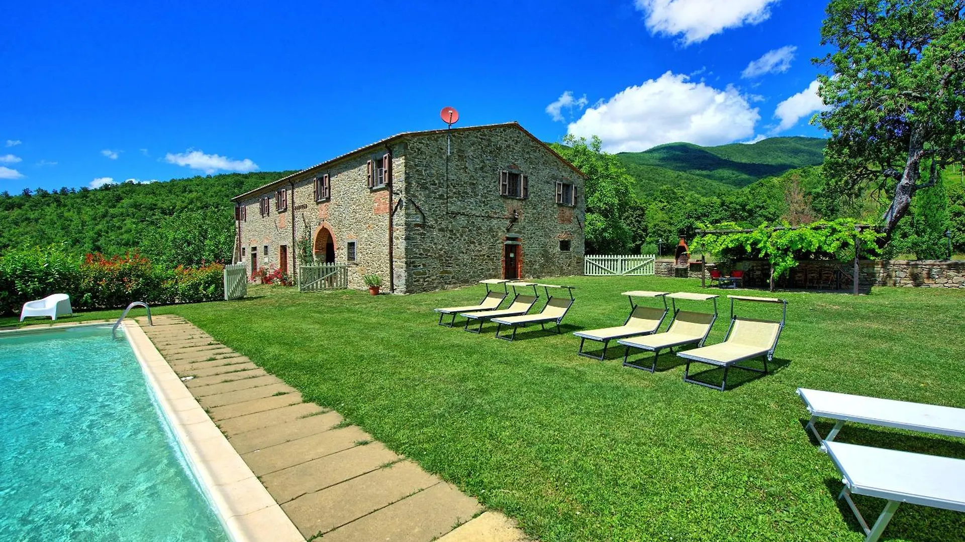 Poggiolino By Posarellivillas Chitignano Italy